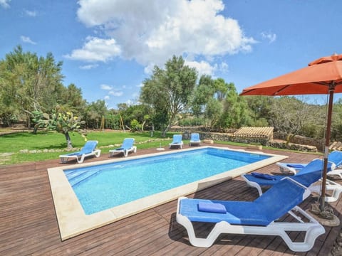Landhaus mit Pool in der Nähe von Porto Cristo