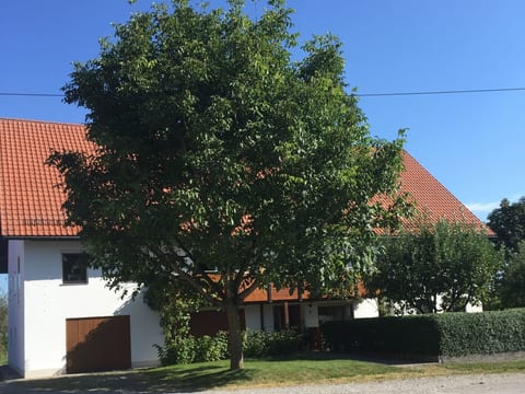 mit Garten im schönen Tannheim
