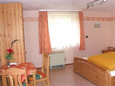 Wohnung in Creglingen mit Terrasse und Garten