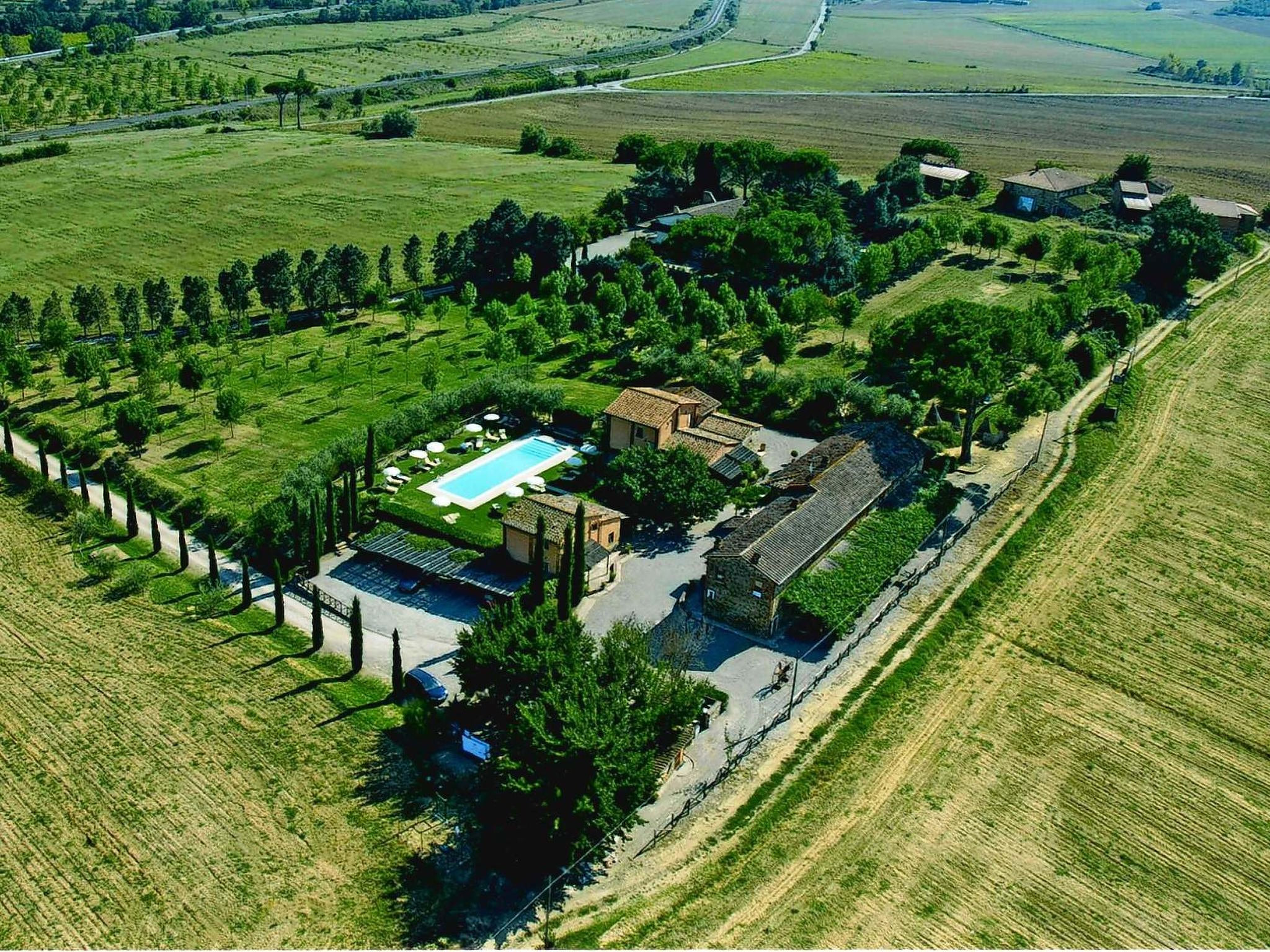 Appartement in Castiglione Del Lago mit Grill, Terrasse und gemeinsamem Pool