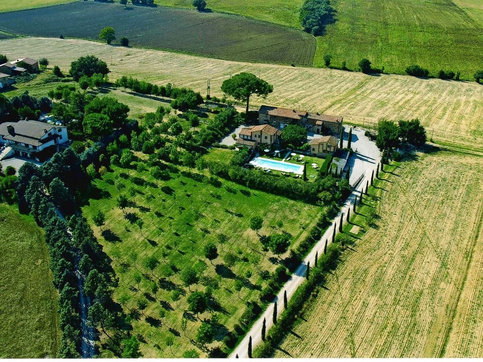 in Castiglione Del Lago mit Garten, Grill und Terrasse - Castel Rigone