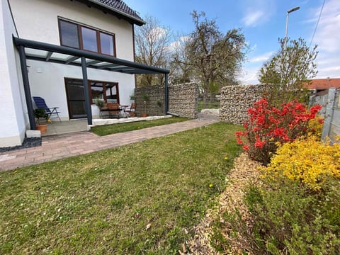 Studio-Appartement mit Wallbox