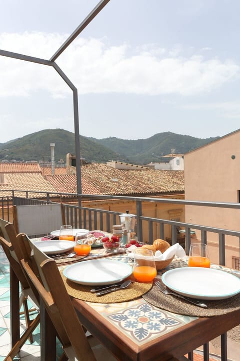 Charmante Wohnung in Cefalù mit Terrasse