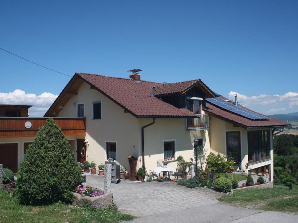 Große Wohnung mit Badewanne - Fürsteneck
