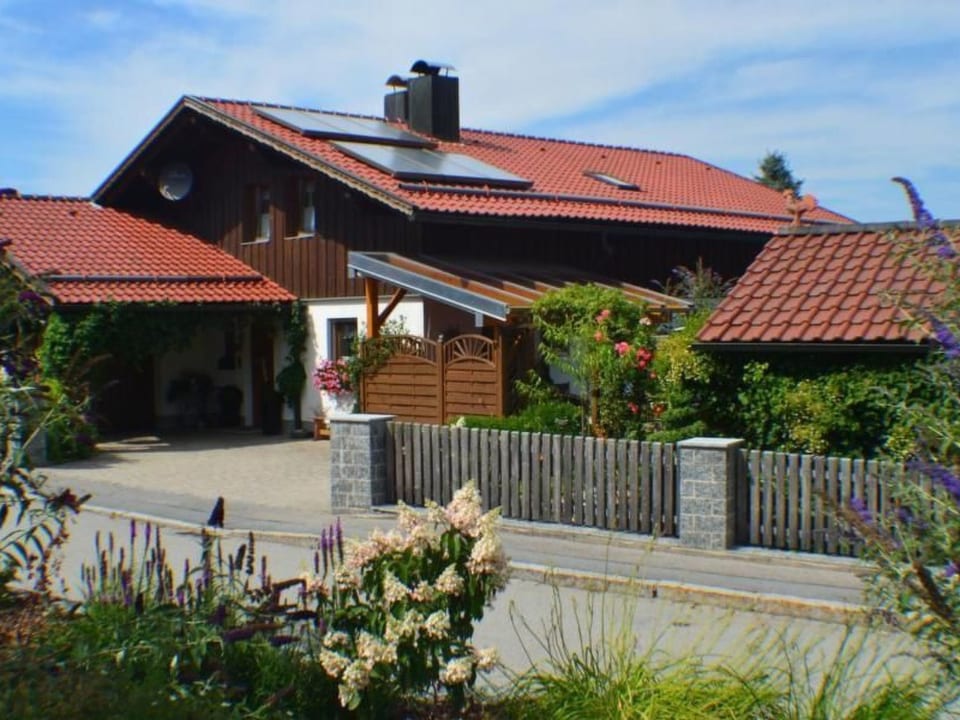 Apartamento acogedor en Weiherhäuser con jardín y terraza - Haselbach