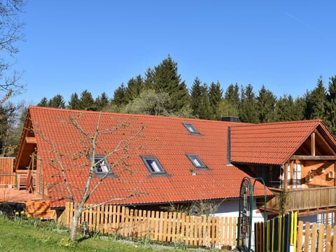 "Haus in der Einöde"