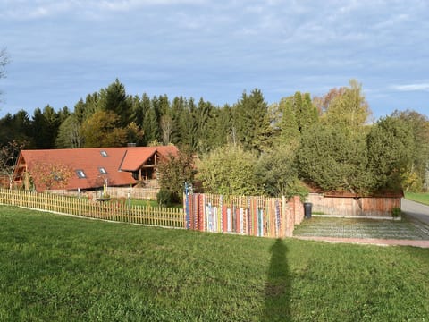 "Haus in der Einöde"