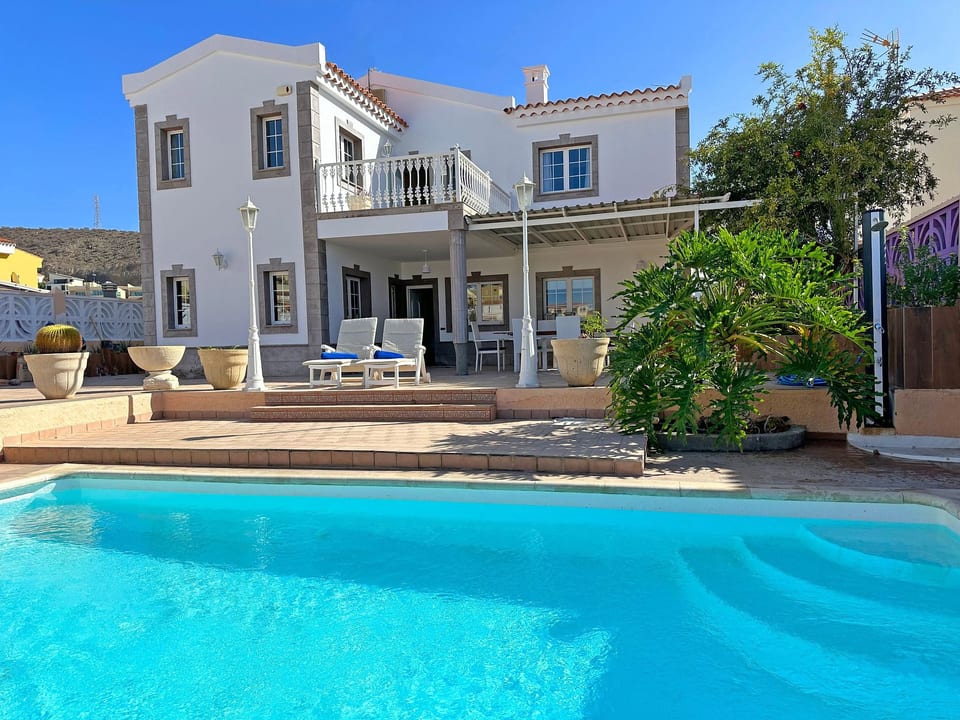 Villa Esmeralda avec jardin, barbecue et terrasse - Arguineguín
