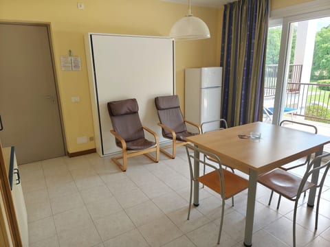 Wohnung in Costermano mit privatem Parkplatz