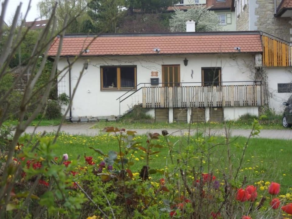 mit Terrasse und Parkplatz - Weikersheim