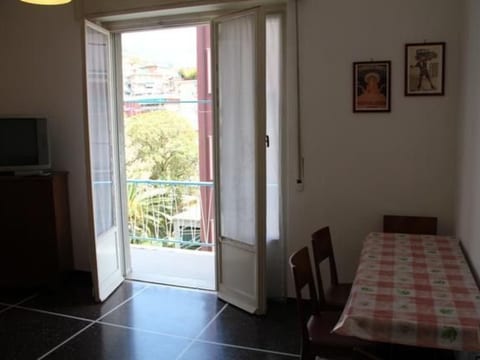 Wohnung mit Balkon