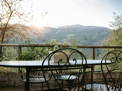 Jacuzzi, Kamin, Grill und spektakuläre Aussicht