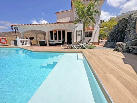 Luxus-Villa Lucia
