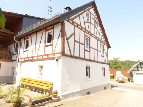 in Siesbach