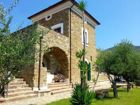 Haus mit privatem Pool und herrlicher Aussicht
