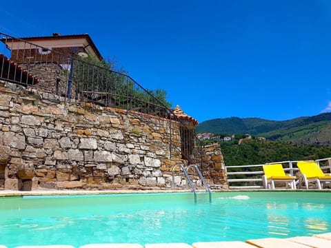 Haus mit privatem Pool und herrlicher Aussicht