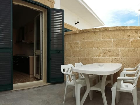 Delphin"-Studio mit Terrasse und Garten