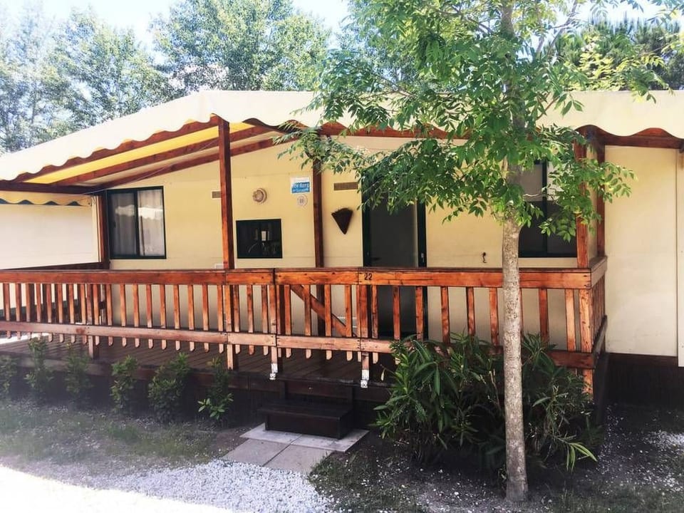 Mobilheim en un camping cerca del mar y de Pisa - Viareggio