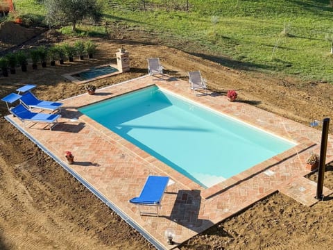Ferienvilla mit privatem Pool und Whirlpool