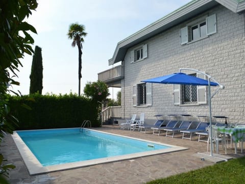 Villa mit privatem Pool in der Nähe von Petriolo