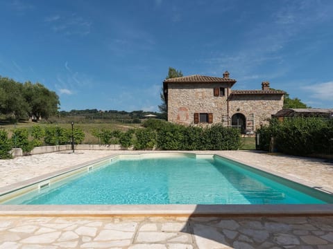 Villa mit privatem Pool zwischen Umbrien und Latium
