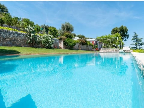Villa mit privatem Pool in der Nähe der adriatischen Strände