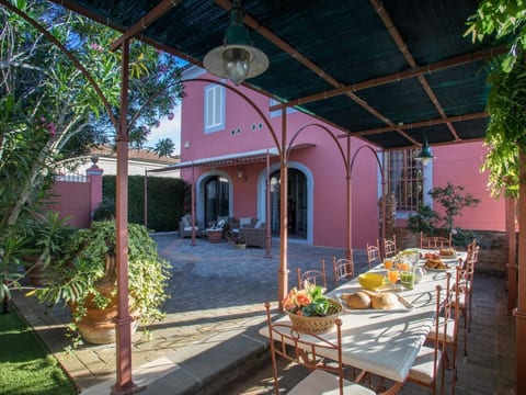 Luxuriöse Villa mit privatem Pool in der Nähe von Pisa Volterra