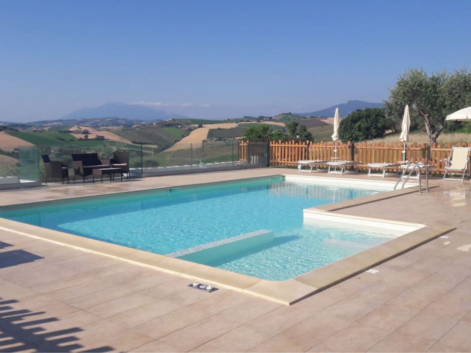 Villa con vista mozzafiato e piscina privata - Province of Ascoli Piceno