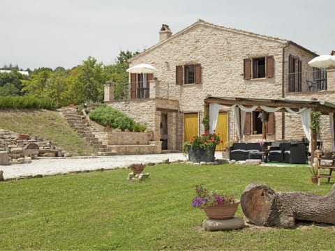 Villa mit privatem Pool und atemberaubender Aussicht