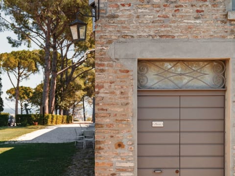 Studio-Apartment mit Sommerpool, Garten und Aussicht