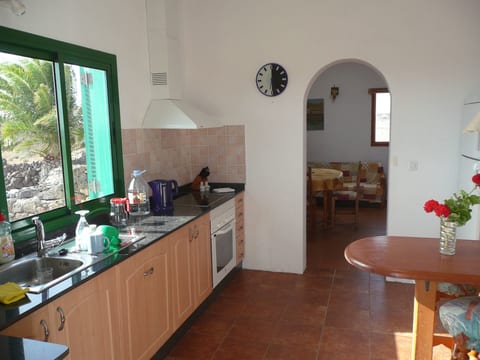 Finca mit Pool und herrlichem Meerblick