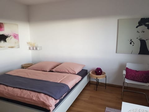 Appartement mit Balkon