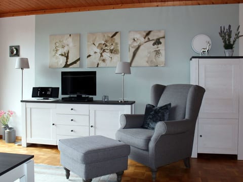 Moderne Ferienwohnung mit Balkon