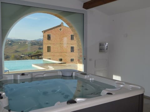 Villa mit privatem Pool und Wellnessbereich