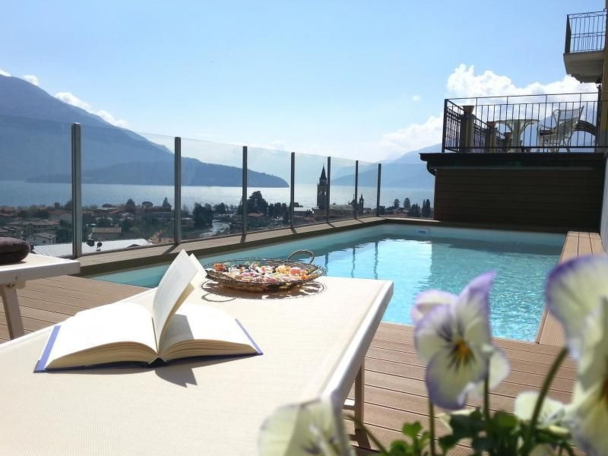 Jugendstilvilla mit Blick auf den Comer See