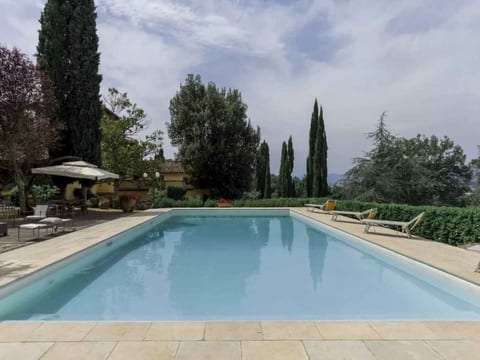 Wunderschöne Villa mit atemberaubender Aussicht und privatem Pool
