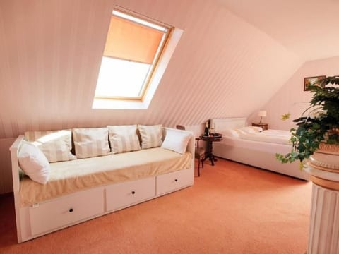 Appartement mit Garten, Grill und Terrasse