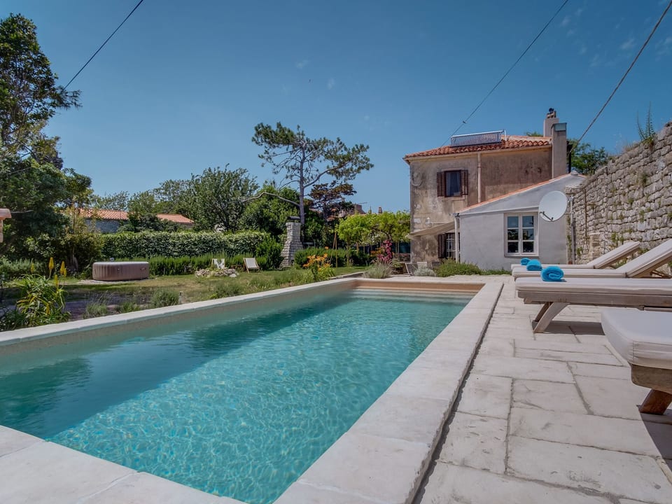 in Osor mit Privatem Pool - Osor
