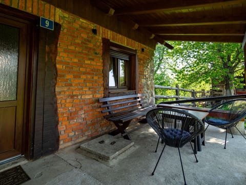 Haus in Sleme Skradsko mit Whirlpool und Parkplatz