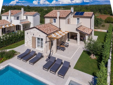 Schönes Haus in Tar mit privatem Pool
