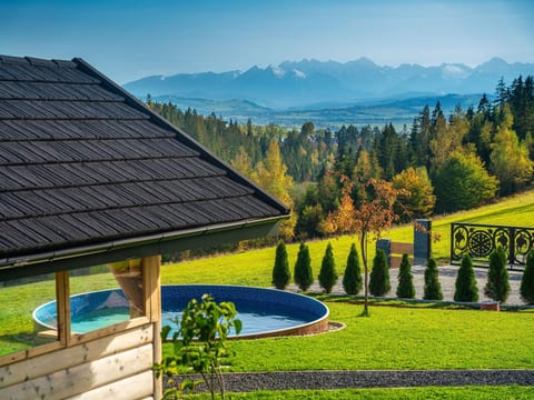 mit Entspannung im Jacuzzi