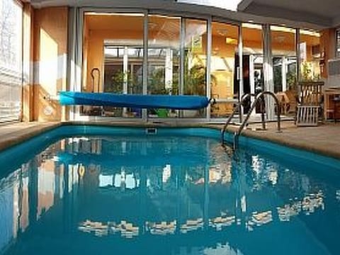 Pool-Wellness JOSKA