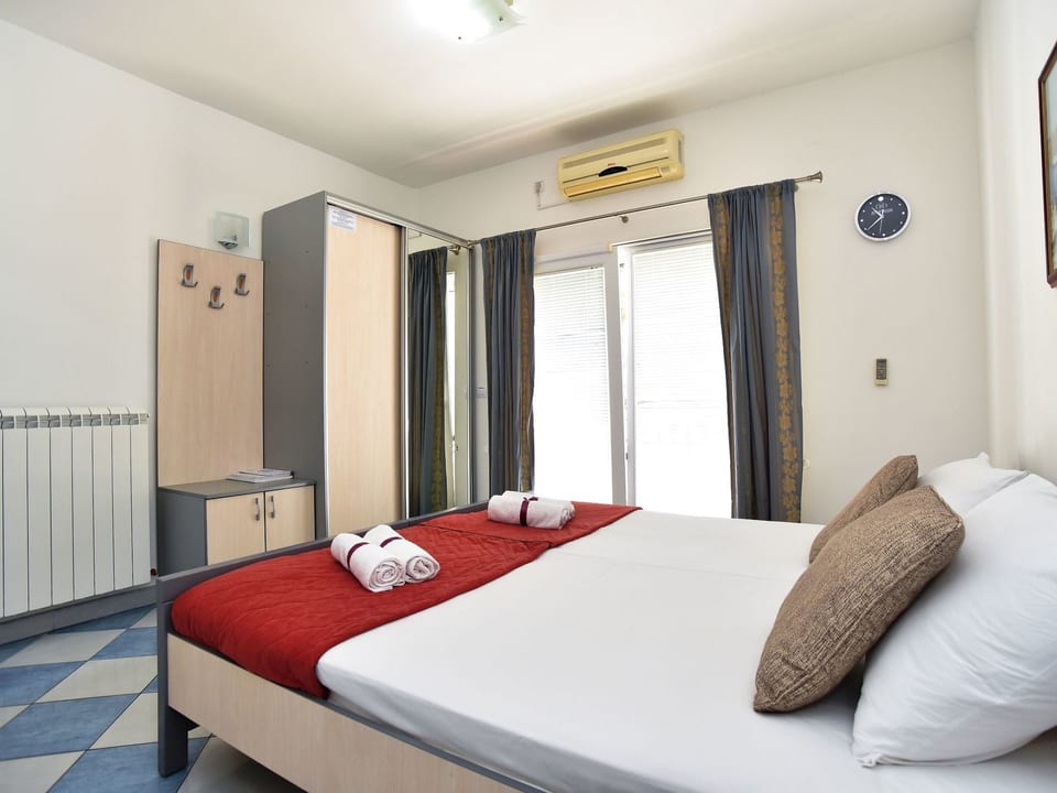 Studio für 2 Personen - Tivat