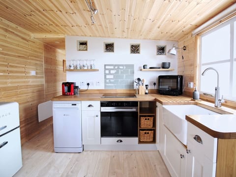 für 1 Personen + 1 Kind ca. 33 m² in Ludgv