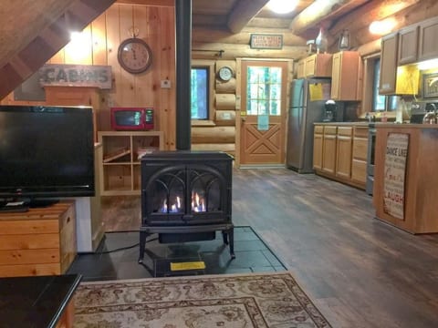 Echte Blockhütte mit Kamin und Wi-fi