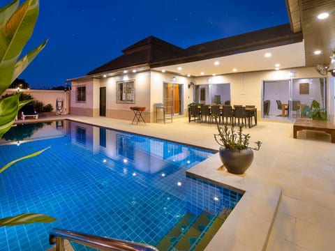 "Villa Bos" mit 5 Schlafzimmern