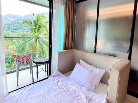Modernes Sea Breeze Apartment mit 6 Swimmingpools