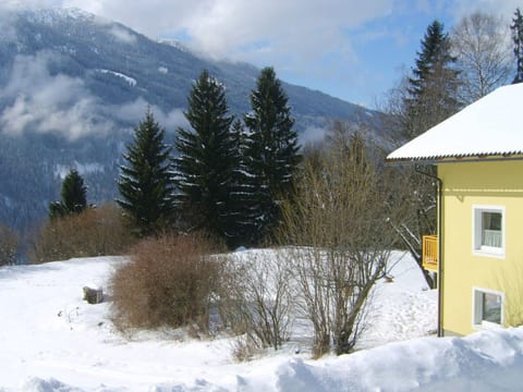 Ruhige Ferienwohnung in Feld am See