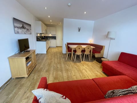 Luxuswohnung, Pistenblick, Nähe Skilift, Mittelberg