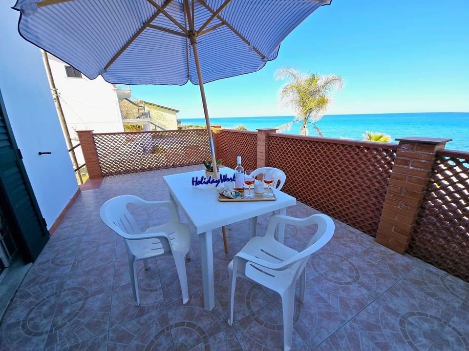 Un Soffio Dal Mare von Holiday World - Mirto Crosia